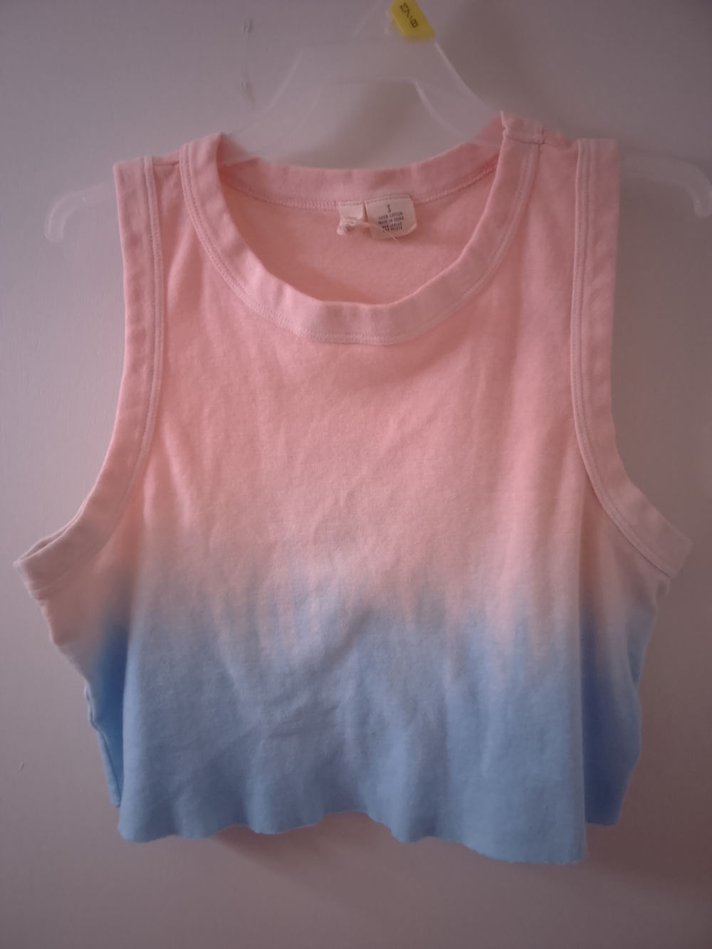 Sky and Sparrow Pink to Light Blue Ombre Cropped Tank